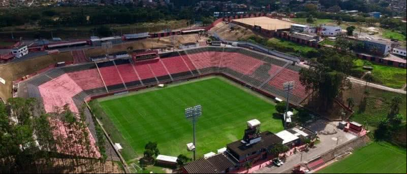 Vitória decide aguardar julho para realizar novas contratações\u003B entenda